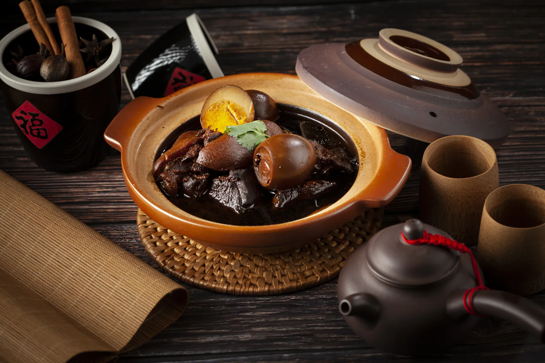 Black Sweet Vinegar Pork Trotter